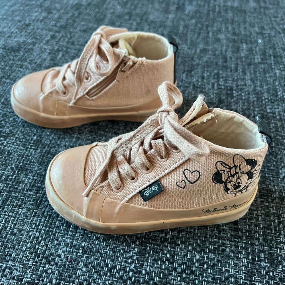 Zara Toddler Minnie Mouse Shoes Size 7